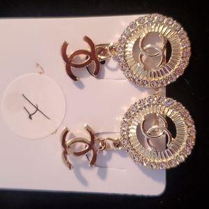 Fashion earrings